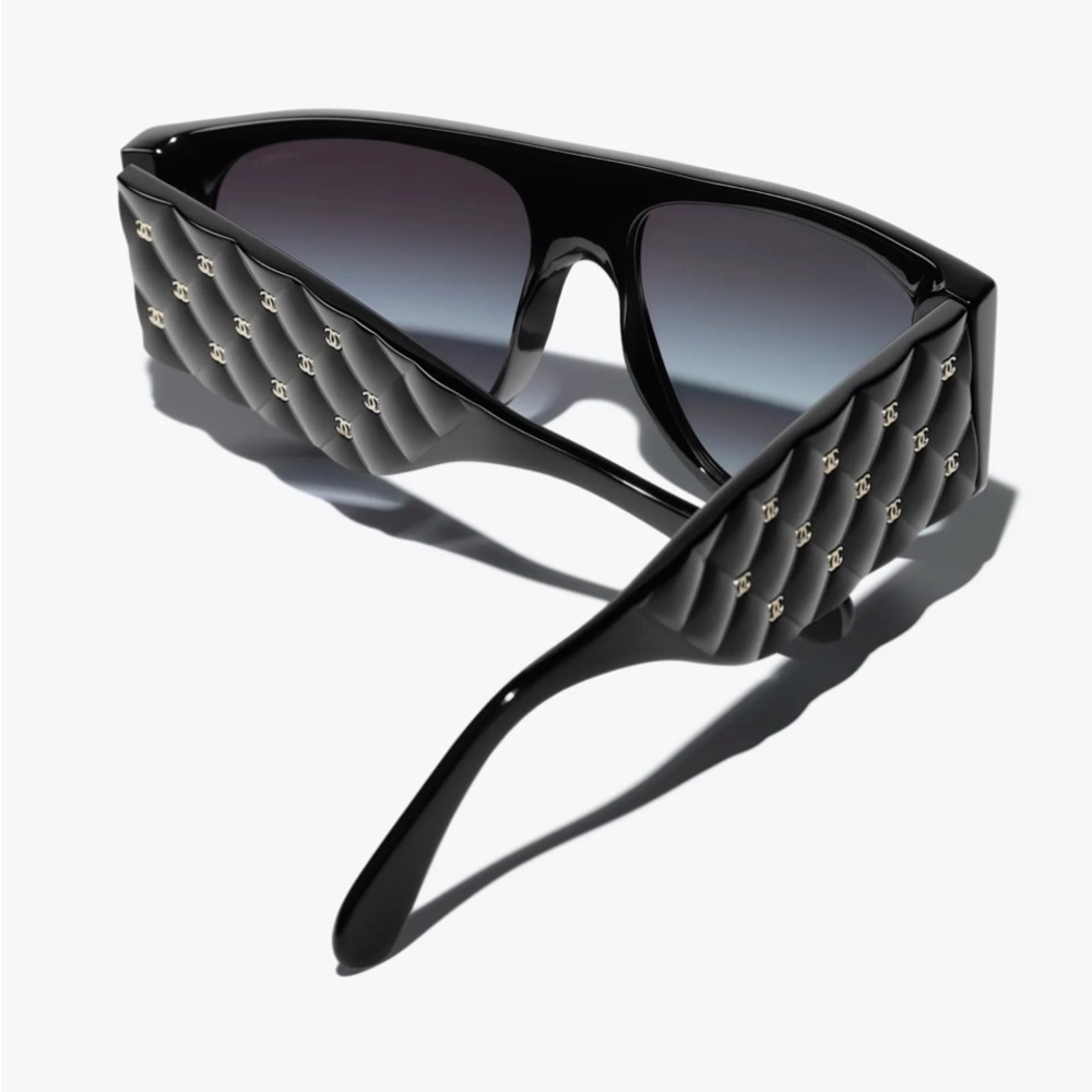 New With Tags Chanel Pilot  Sunglasses